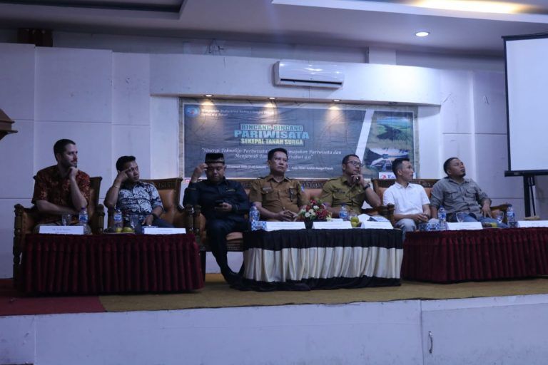 Bincang-Bincang Pariwisata Sekepal Tanah Surga dengan tema Sinergi Teknologi Pariwisata Demi Memajukan Pariwisata dan Menjawab Tantangan Revolusi 4.0.