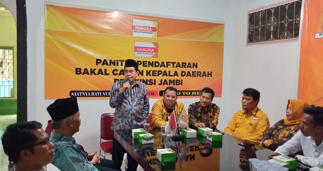 AJB dalam sambutannya mengatakan, jika tujuannya datang ke DPD Partai Hanura Provinsi Jambi ini tidak lain untuk mengharapkan dukungan untuk berkompetisi di Pilgub Jambi 2020.