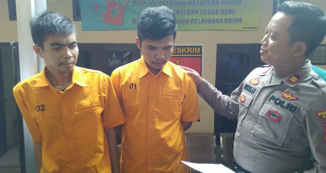 Dua orang pelaku curanmor yang beraksi di wilayah Telanaipura beberapa waktu lalu berhasil diciduk polisi. Keduanya diciduk berbekalkan rekaman CCTV.