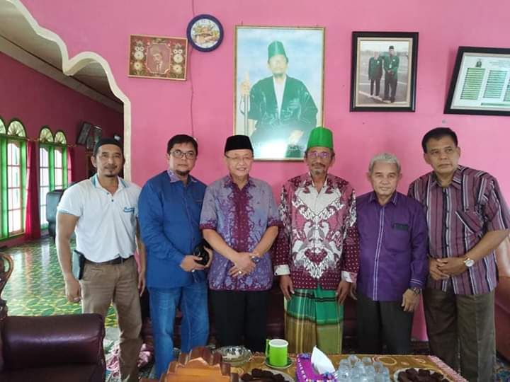 Cek Endra saat Silaturahmi dengan Tokoh Bugis.