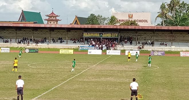 Pertandingan semifinal Gubernur Cup 2020, sore ini (20/1) di stadion Tri Lomba Juang, mempertemukan PS Merangin menghadapi PS Kota Jambi.