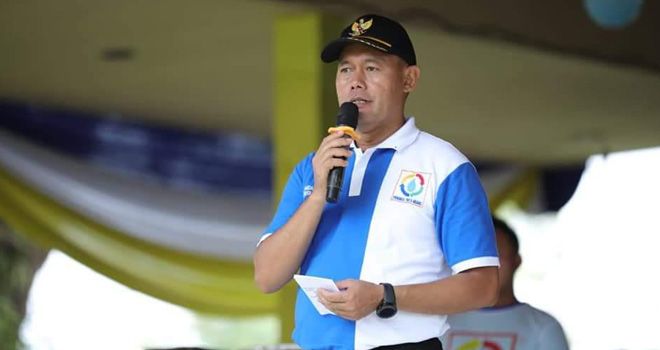 Bupati Tebo, H Sukandar, S.Kom, M.Si. saat memberikan sambutan HUT Perumda Tirta Muaro Ke-16, baru lalu.






