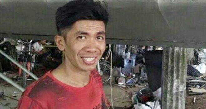 Haerul perakit pesawat.

 

