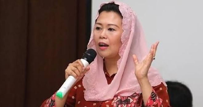 Yenny Wahid.
