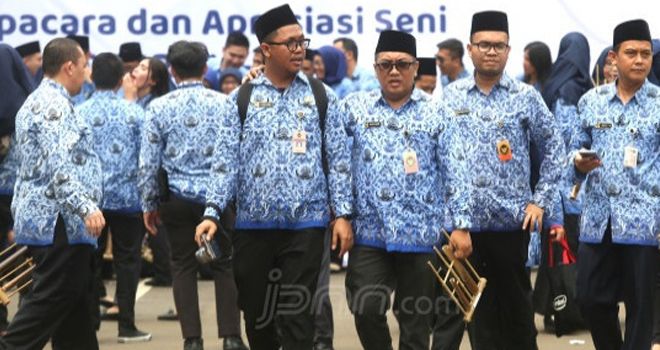 Honorer K2 menjadi PPPK gaji setara PNS. Ilustrasi Foto.

