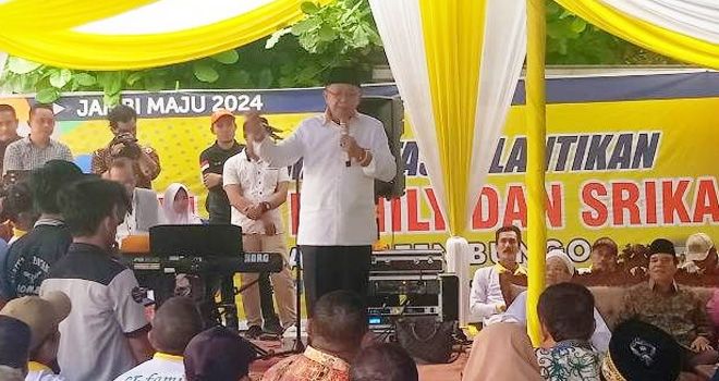 Bakal Calon Gubernur Jambi Periode Cek Endra resmi (CE) mengkukuhkan Tim Family dan Srikandi Wilayah Bungo. Kegiatan dilakukan di kediaman Bambang Hermanto di Sungai Binjai Kecamatan Bhatin III, Minggu (26/1).