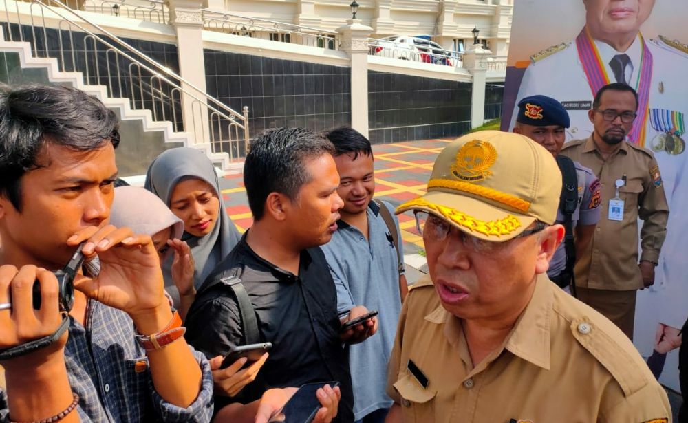 Samsiran : Kita Cuma Waspada, Suhu Badan Tak Naik dari 37'C.