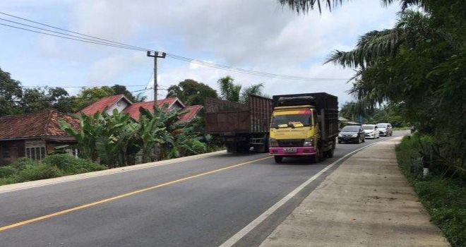 Pembangunan jalur dua di Jalintim yang terbentang dari KM 26 hingga KM 32 Desa Bukin Baling Muarojambi, batal dibangun.