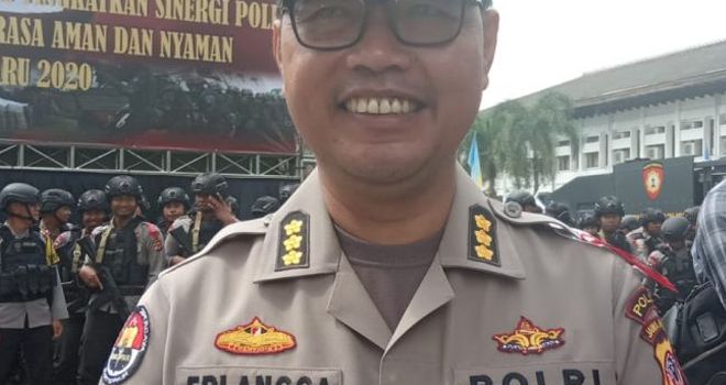 Kabid Humas Polda Jabar Kombes Pol Saptono Erlangga Waskitoroso.

 

