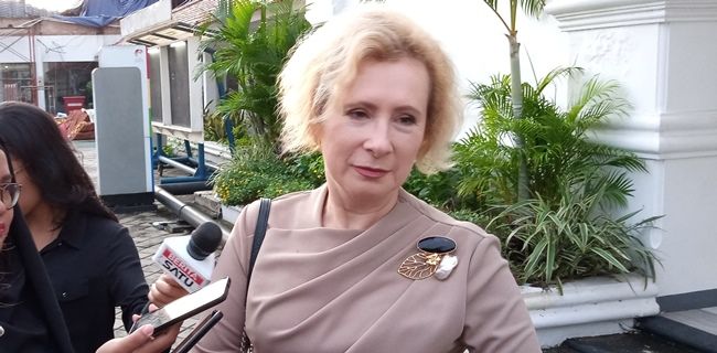 Dubes Rusia, Lyudmila Vorobieva, Komentari Rencana Pembelian Sukhoi.