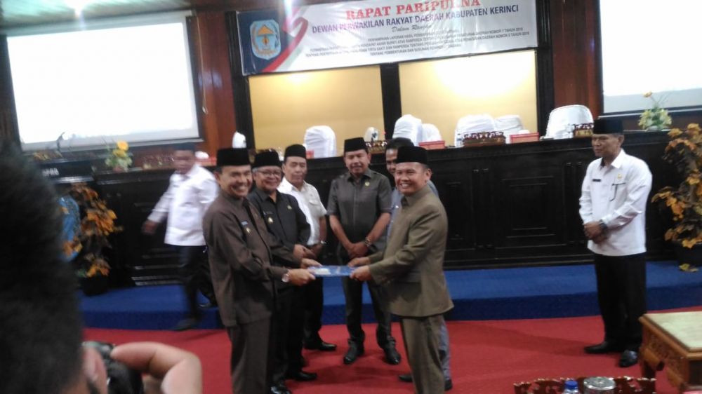 Rancangan Peraturan Daerah (Ranperda) yang diajukan Pemerintah Daerah Kabupaten Kerinci.