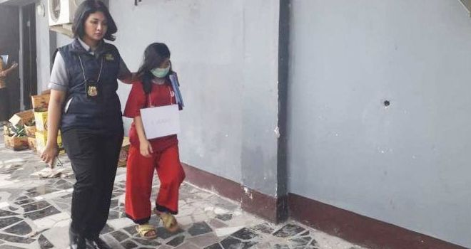 Kasus Dua Penari Telanjang di Lombok.