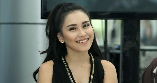 Ayu Ting Ting.