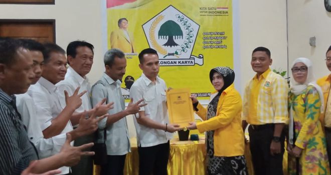 Tim pemenangan yang dikomandoi oleh Hasan Mabruri ini diterima oleh jajaran tim Penjaringan Golkar Jambi.