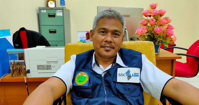 Kepala UPT BKN, April Koni