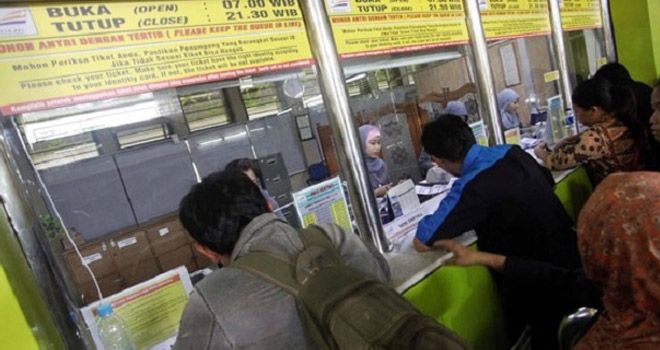 Tiket kereta untuk Lebaran tahun ini bisa segera dipesan.