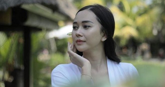 Aktris Aura Kasih.