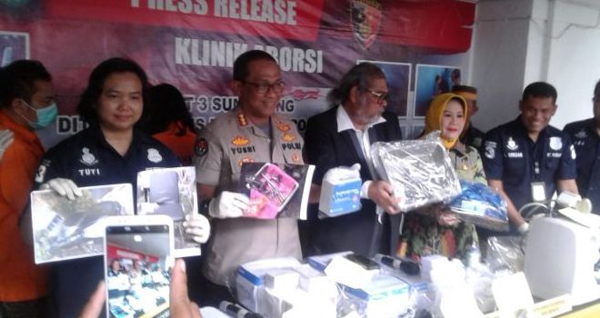 Polisi mengungkap praktik aborsi di Jakarta.