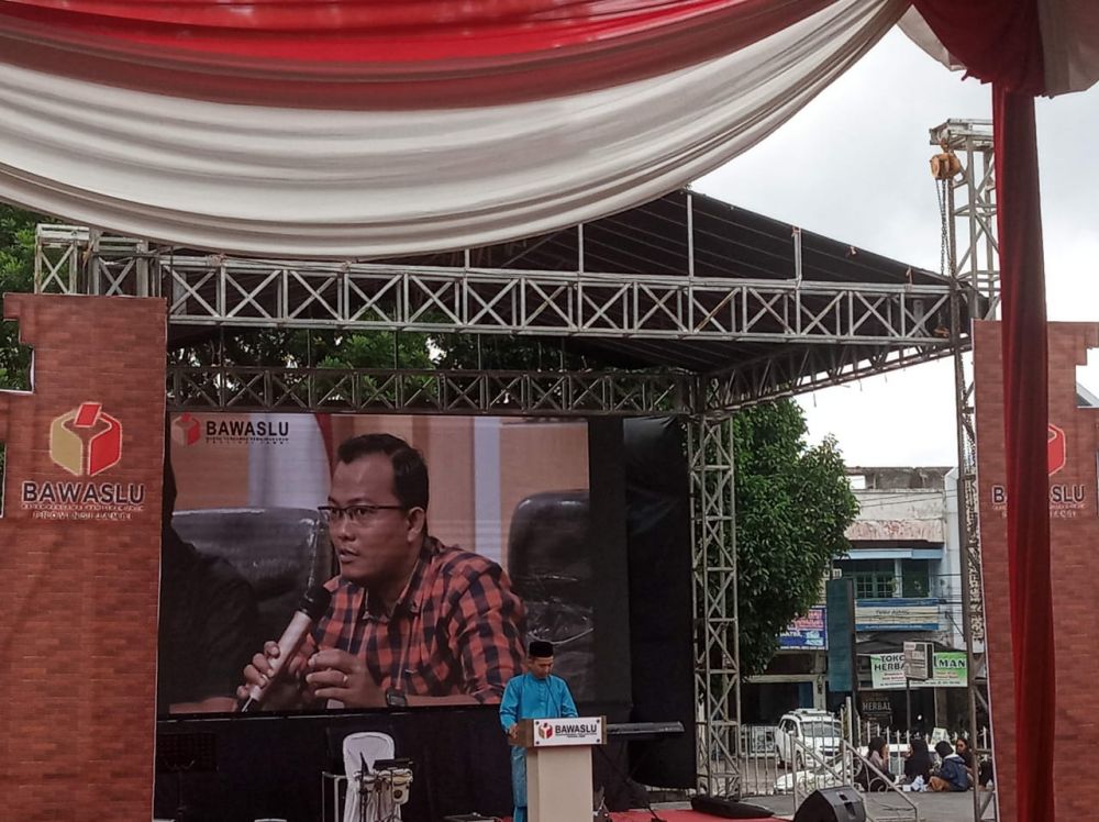 Ketua Bawaslu Provinsi Jambi, Asnawi.