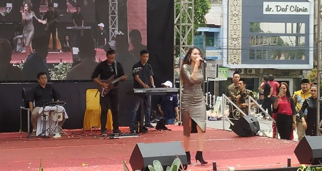 Bawaslu Provinsi Jambi menggelar lounching Pengawasan Pilkada 2020 di tugu juang, Kota Jambi, Sabtu (15/2). 