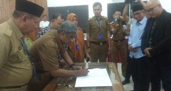 Bappeda menggelar Forum Konsultasi Publik Rancangan Awal Perubahan RPJMD Kabupaten Sarolangun tahun 2017-2022 di Aula Kantor Bappeda.