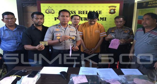 Polsekta Sukarami membekuk seorang pecatan polisi yang memiliki senpi rakitan untuk memeras warga. 