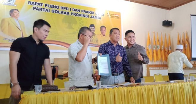 Jumat (28/2), Pinto Jayanegara ikut meramaikan bursa calon calon ketua Golkar Jambi. Dia mengirimkan utusan yakni Poprianto dan Afip Firmansyah untuk mengambil formulir pendaftaran.
