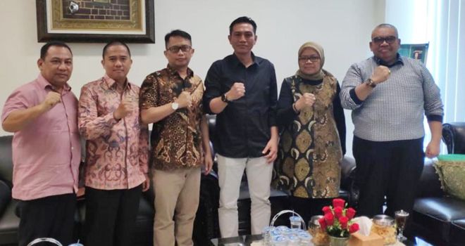  Dewan Pimpinan Pusat Partai Persatuan Pembangunan (PPP) telah mengeluarkan surat tugas kepada calon Bupati Batanghari M.Fadhil Arief dalam rangka menghadapi Pilkada tahun 2020.