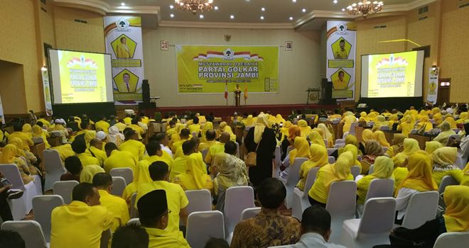 Wakil Ketua DPP Golkar, Roem Kono resmi membuka Musda X DPD I Golkar Provinsi Jambi sore ini, Sabtu (29/2).