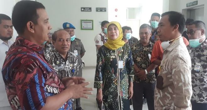 Pemerintah Kabupaten Batang berusaha untuk menjaga ketat pintu masuk persebaran pintu masuk virus corona.