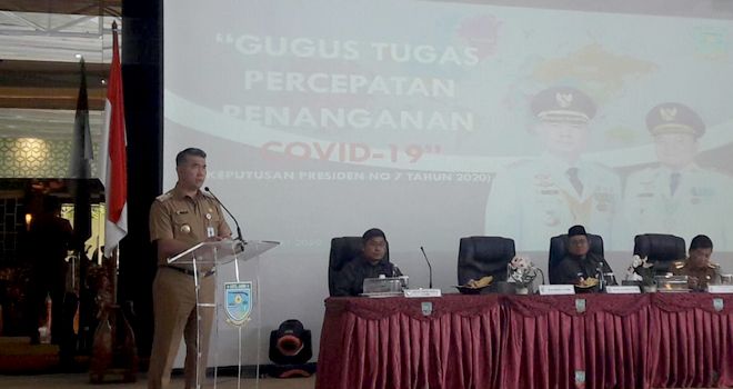 Wako Fasha dalam sambutannya terkait Penanganan Covid-19 diatur dalam Keputusan Presiden No.7 tahun 2020, Senin(16/03).