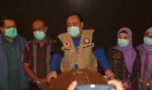 Wali Kota Tegal saat Konferensi Pers.