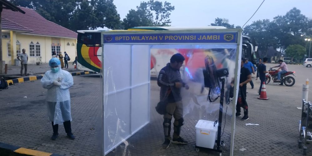 Duo Anak Motor Touring Dari Luar Sumatera Ini Juga Diperiksa Kesehatan Dari Corona.

