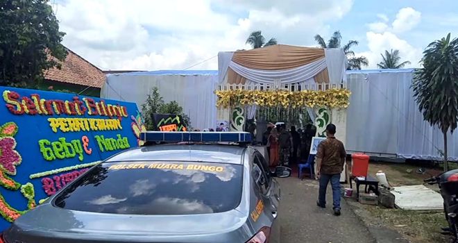 Pesta pernikahan Kabupaten Bungo, dibubarkan oleh aparat, Rabu (1/4).