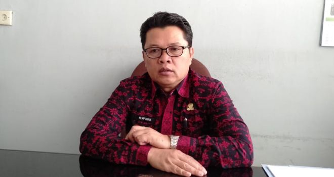 Camat Sungai Penuh, Yenpurna.