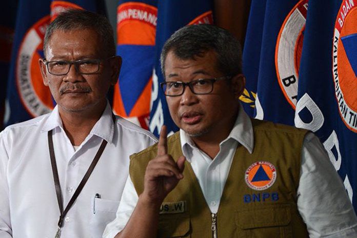 Kepala Pusat Data Informasi dan Komunikasi Kebencanaan Badan Nasional Penanggulangan Bencana (Pusdatinkom) BNPB Agus Wibowo memberikan penegasan jika Pemda diperkenankan mengeluarkan status keadaan darurat dampak mewabahnya Covid-19, Selasa (17/3)
