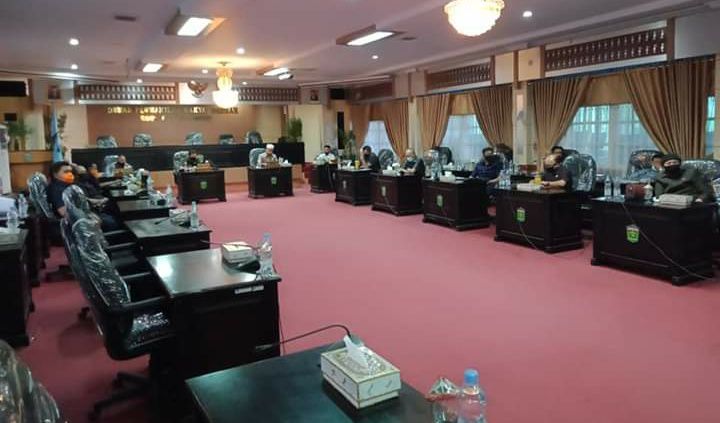 DPRD Kota Sungai Penuh Panggil Tim Gugus Tugas dan Tim TAPD Terkait Enanganan Covid-19.

