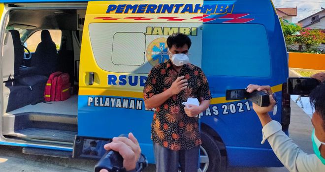 Pasien 01, saat keluar dari RSUD Raden Mattaher Jambi.