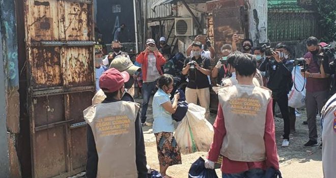 program asimilasi dan integrasi sebagai bentuk pencegahan penyebaran virus corona (Covid-19) di wilayah lembaga pemasyarakatan dan rumah tahanan di Indonesia.