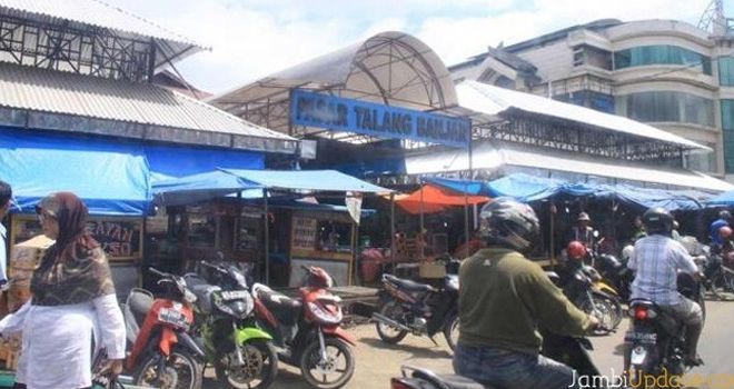 Pasar Talang Banjar.