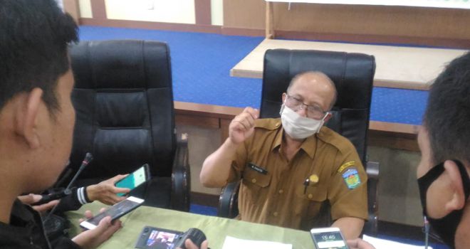  Ketua Gugus Tugas penanganan covid - 19 Kota Sungai Penuh, M Rasyid.

