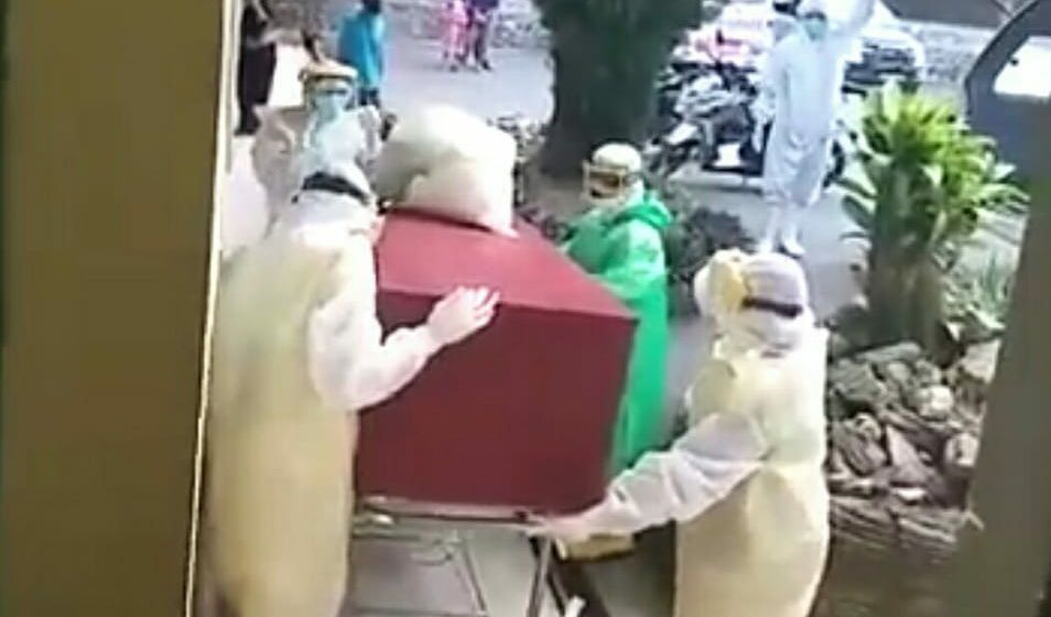 Salah seorang Pasien Dalam Pengawasan (PDP) inisial J (70) warga Taman Jernih Sungai Tutung, Kecamatan Air Hangat Timur, Kabupaten Kerinci dikabarkan meninggal Dunia tadi siang Rabu (6/5/2020).