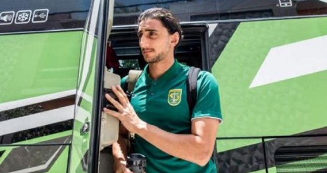 Mahmoud Eid, pemain Persebaya Surabaya. 

