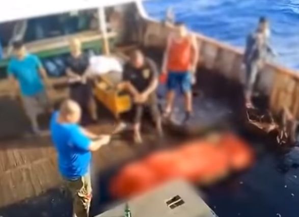 WNI ABK Disiksa dan Dilarung.