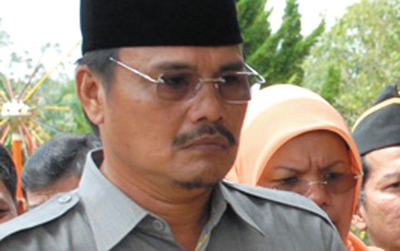 Bupati Tanjung Jabung Timur, Abdullah Hich.