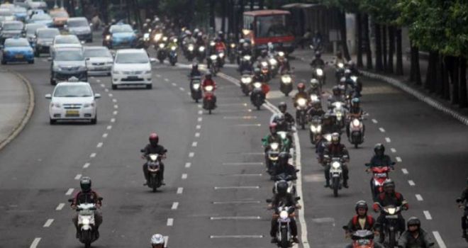 lustrasi sistem ganjil genap.

