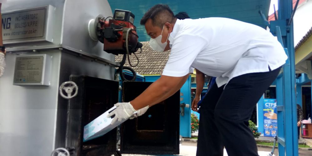 Sabu dan Ekstasi Milik PNS Dimusnahkan.