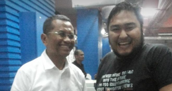 Panji bersama DI's Way saat masih menjadi sesuatu dulu.