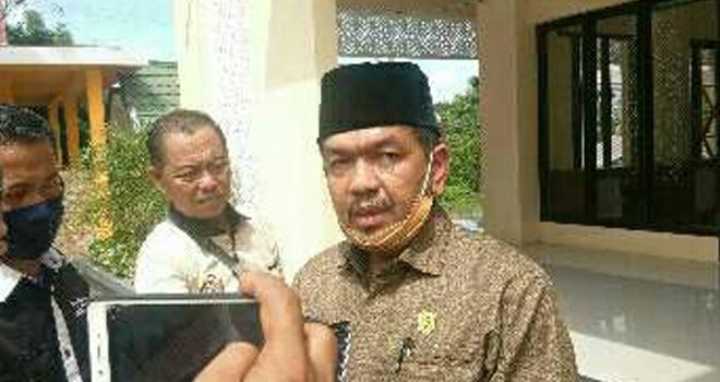 Ketua DPRD Sarolangun,Tontawi Jauhari