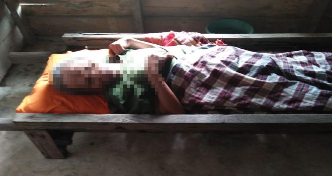 Syarkawi  Menderita  Sakit sudah sejak 10 tahun lalu.